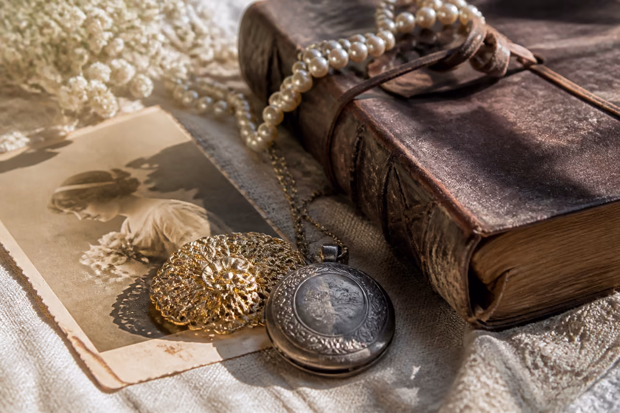 Vintage Jewelry and Keepsakes from an Heirloom Collection
