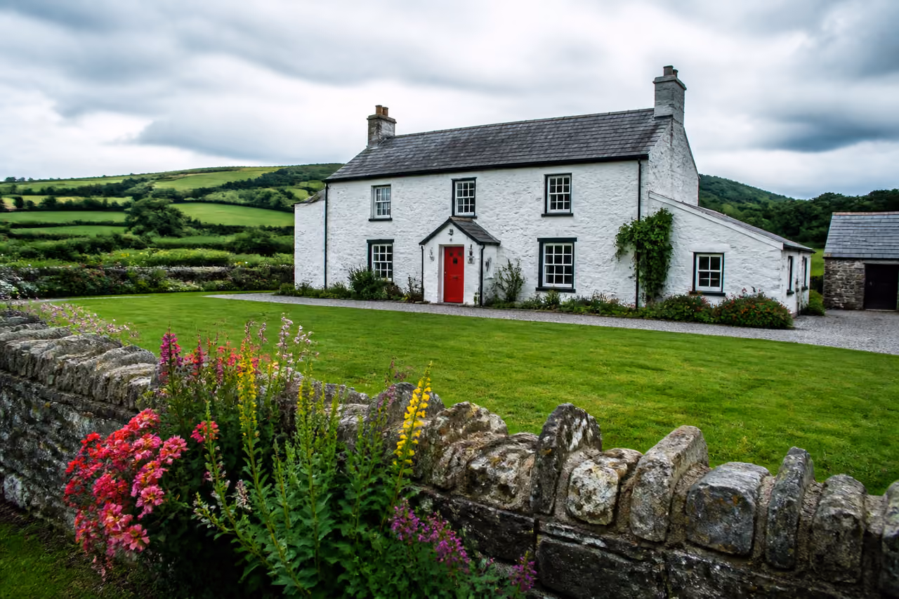 Traditional White Farmhouse in the Offaly Countryside