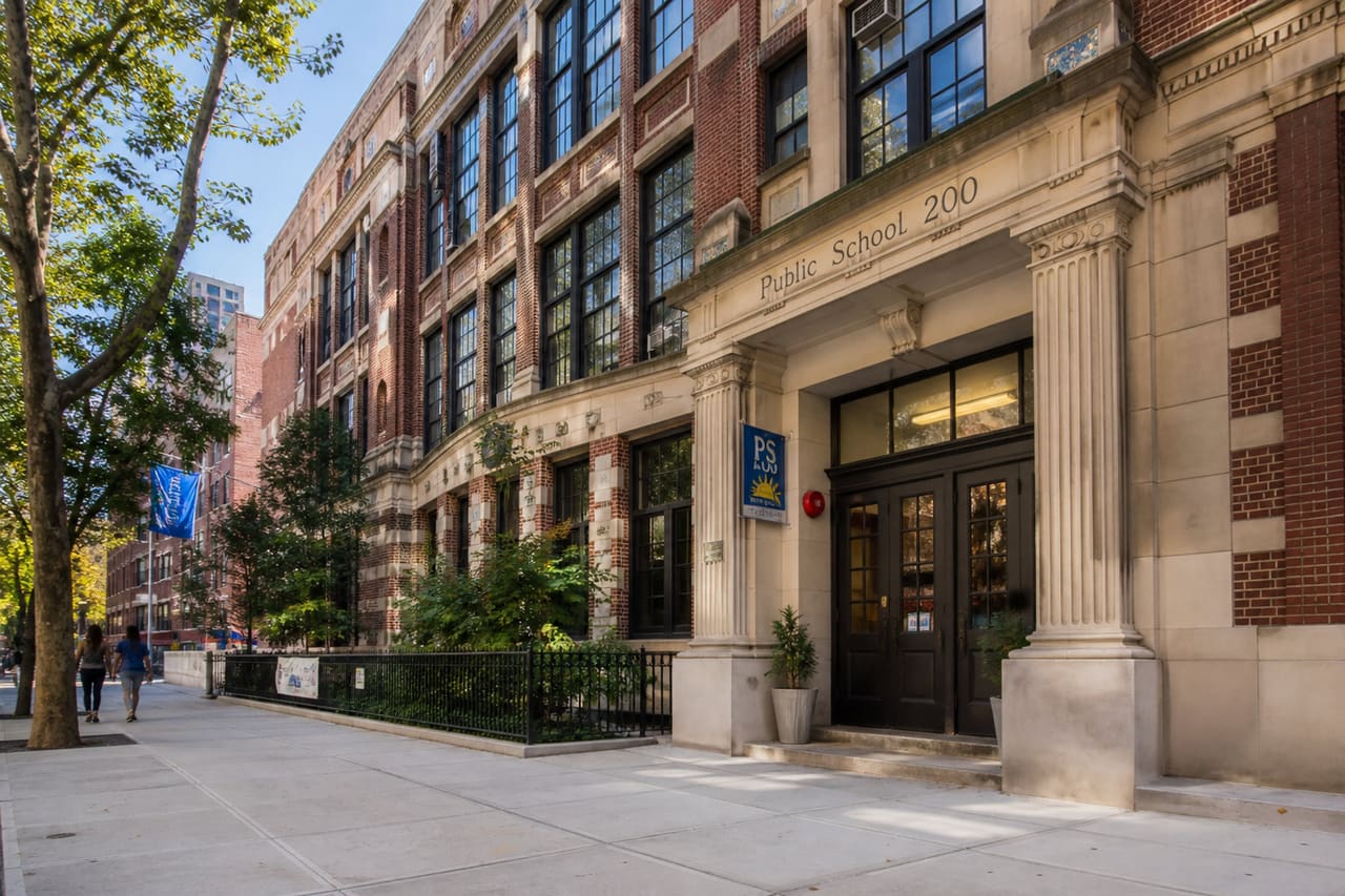 Exterior Facade of Ps 200 Manhattan School Building